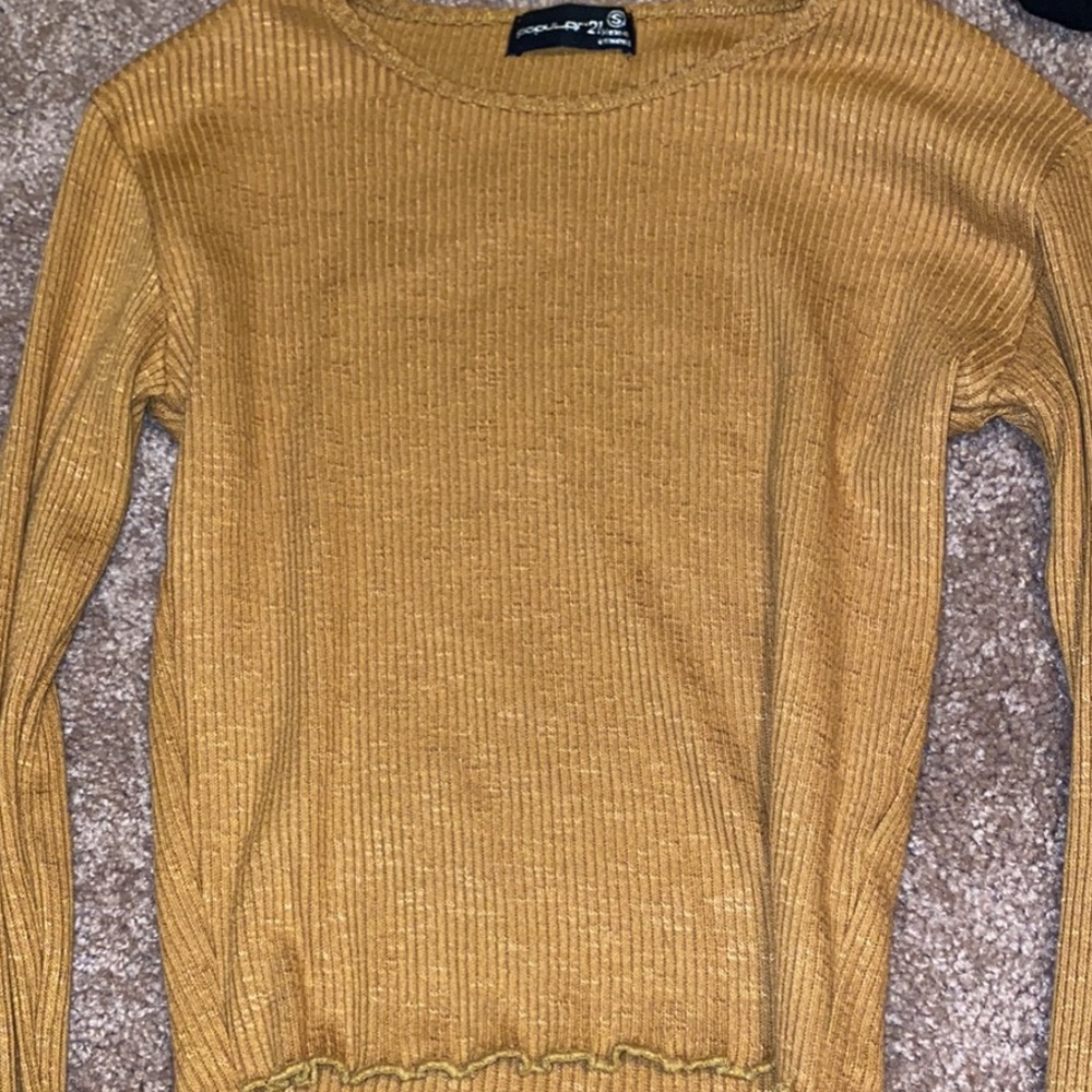 Really cute never worn popular21 top
